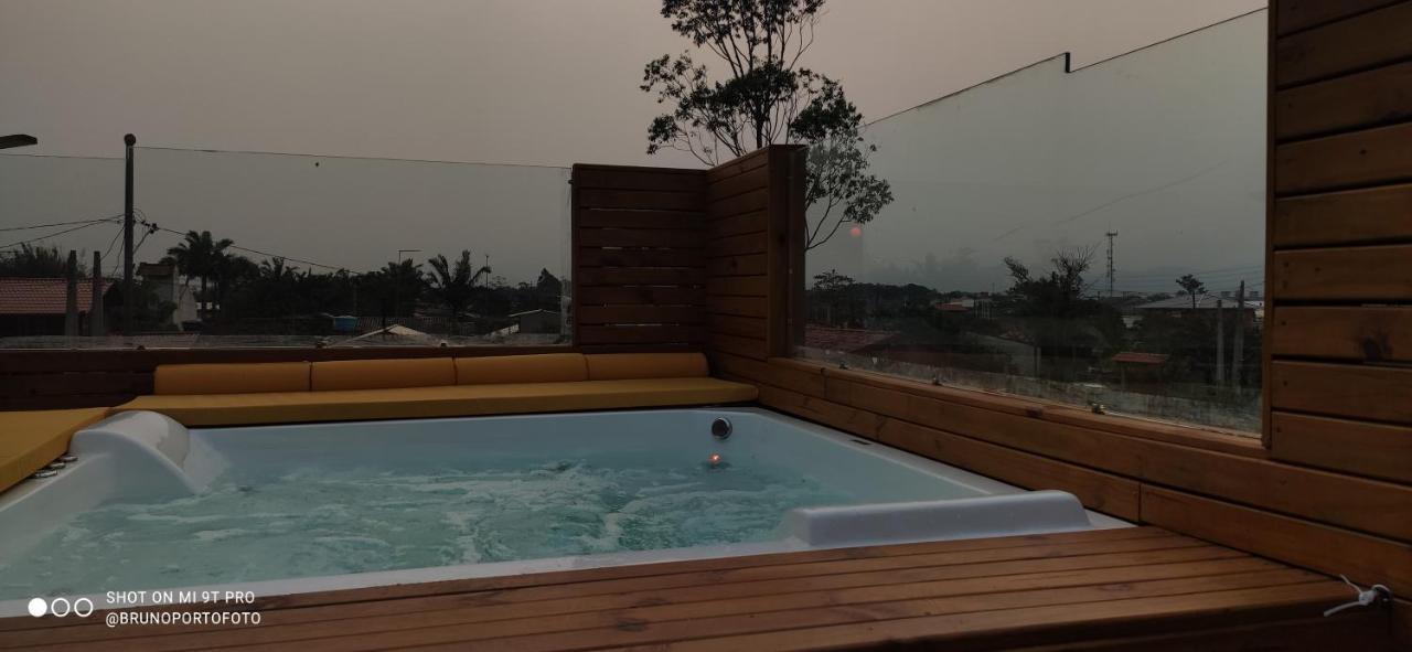 Pousada Container Amarelo Palhoca ภายนอก รูปภาพ
